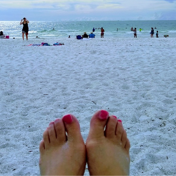 Meet your Posher, Kae - Picture 1 of 1